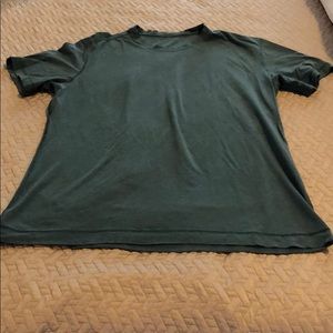 Lululemon Men’s short sleeve shirt